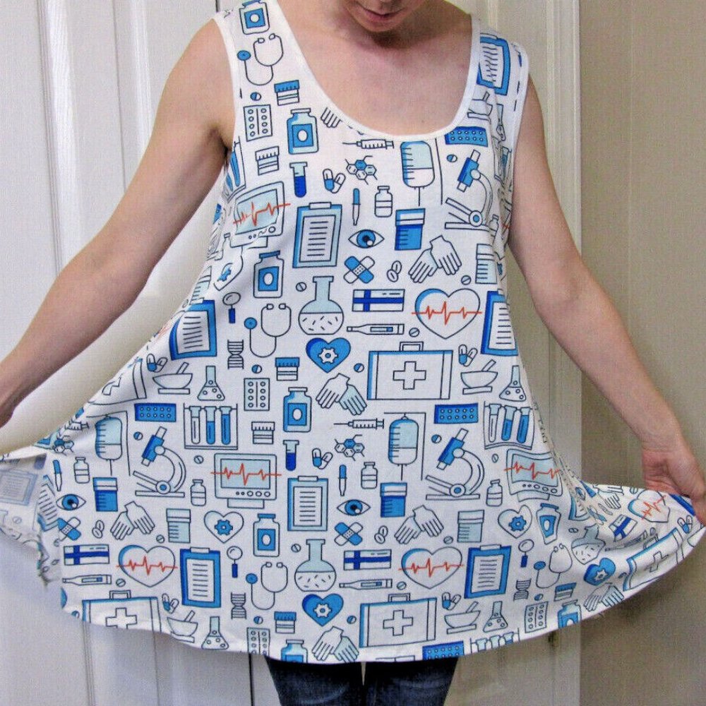 LuLaRoe Nurse Doctor Perfect Tank Tunic Top Work Shirt Blue White NWT Size M - Picture 2 of 12